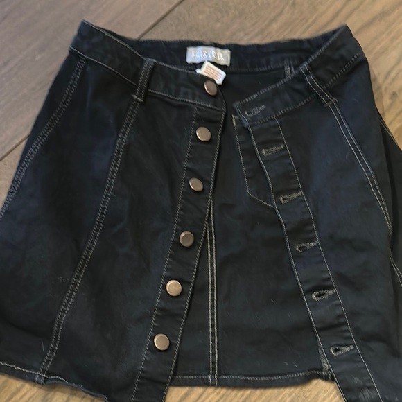 Grunge Vintage Falls Creek Black Mini Skirt - Picture 6 of 6